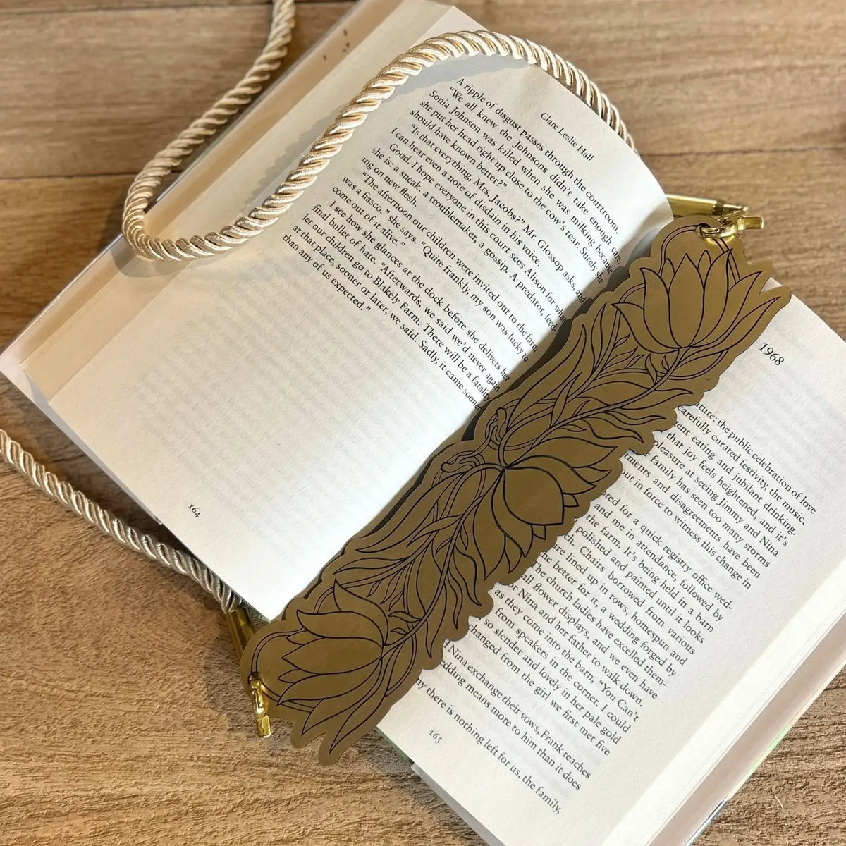 Bookmark "Purse" | Gold Acrylic Book Holder Bookmark