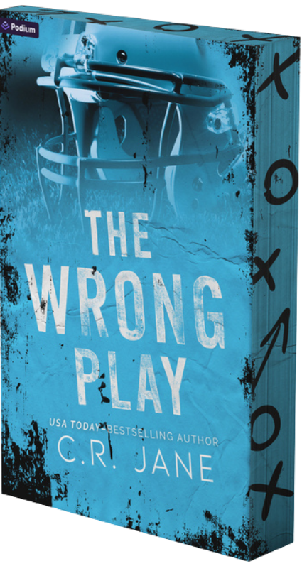 The Wrong Play: A Football Romance (Deluxe Limited Edition): A Football Romance (Deluxe Limited Edition)
