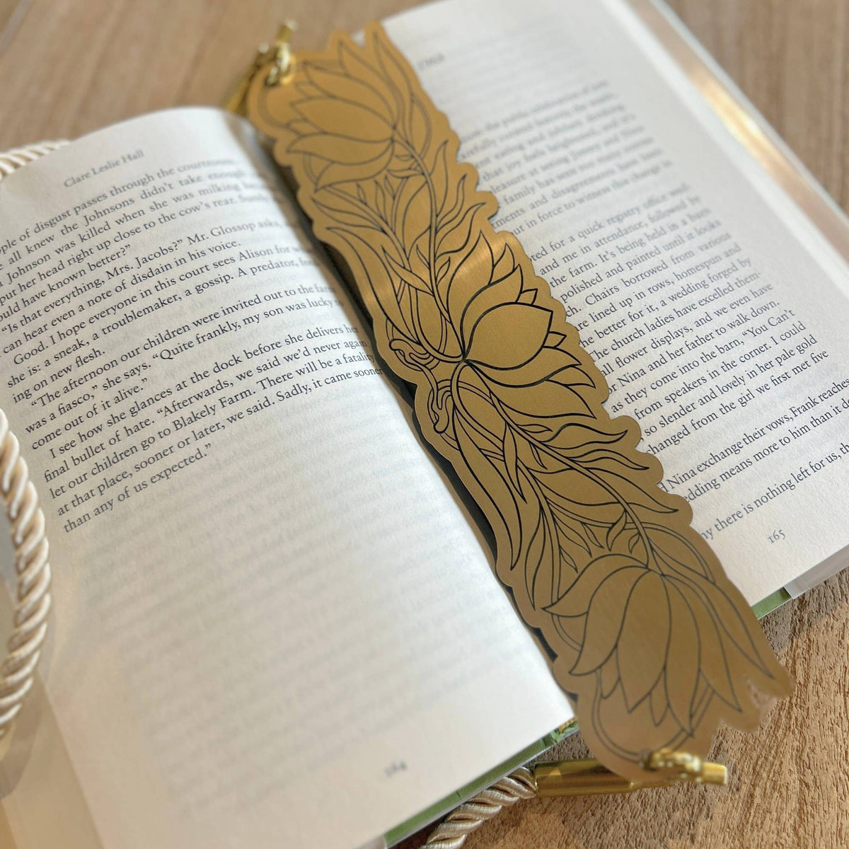 Bookmark "Purse" | Gold Acrylic Book Holder Bookmark