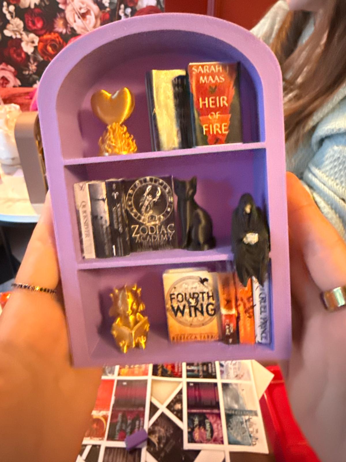 FALL / SPOOKY SEASON BOOKSHELF CRAFT NIGHT