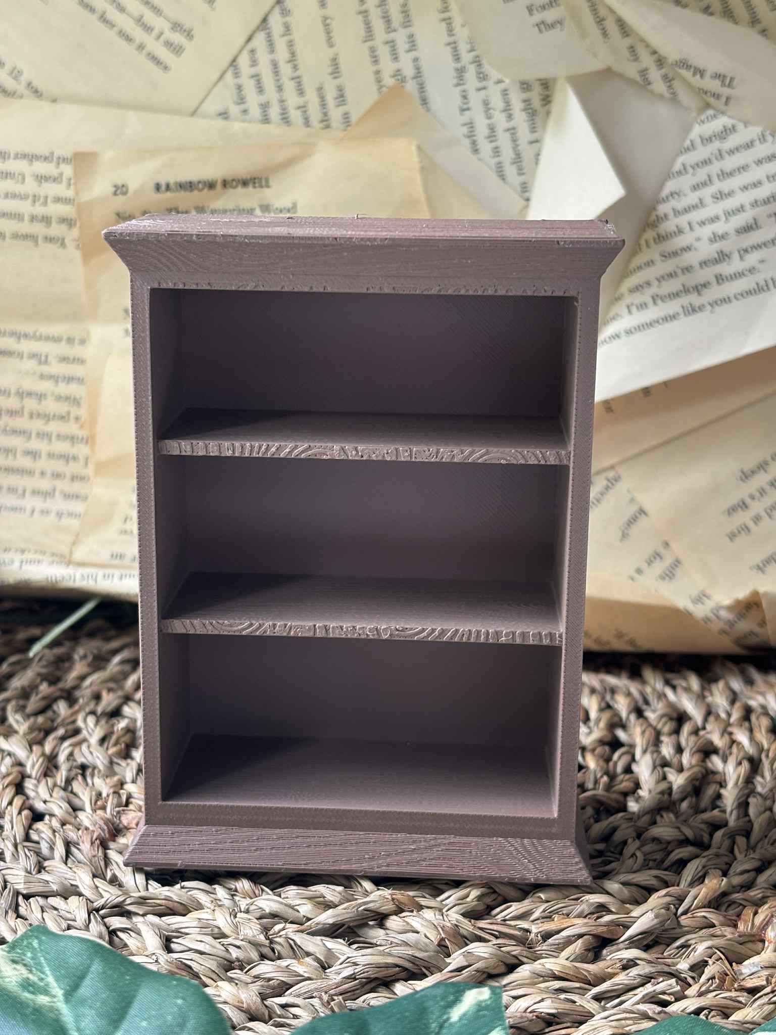 Mini Bookshelf | 3D Printed | Fits Mini Books & Bookish Deco