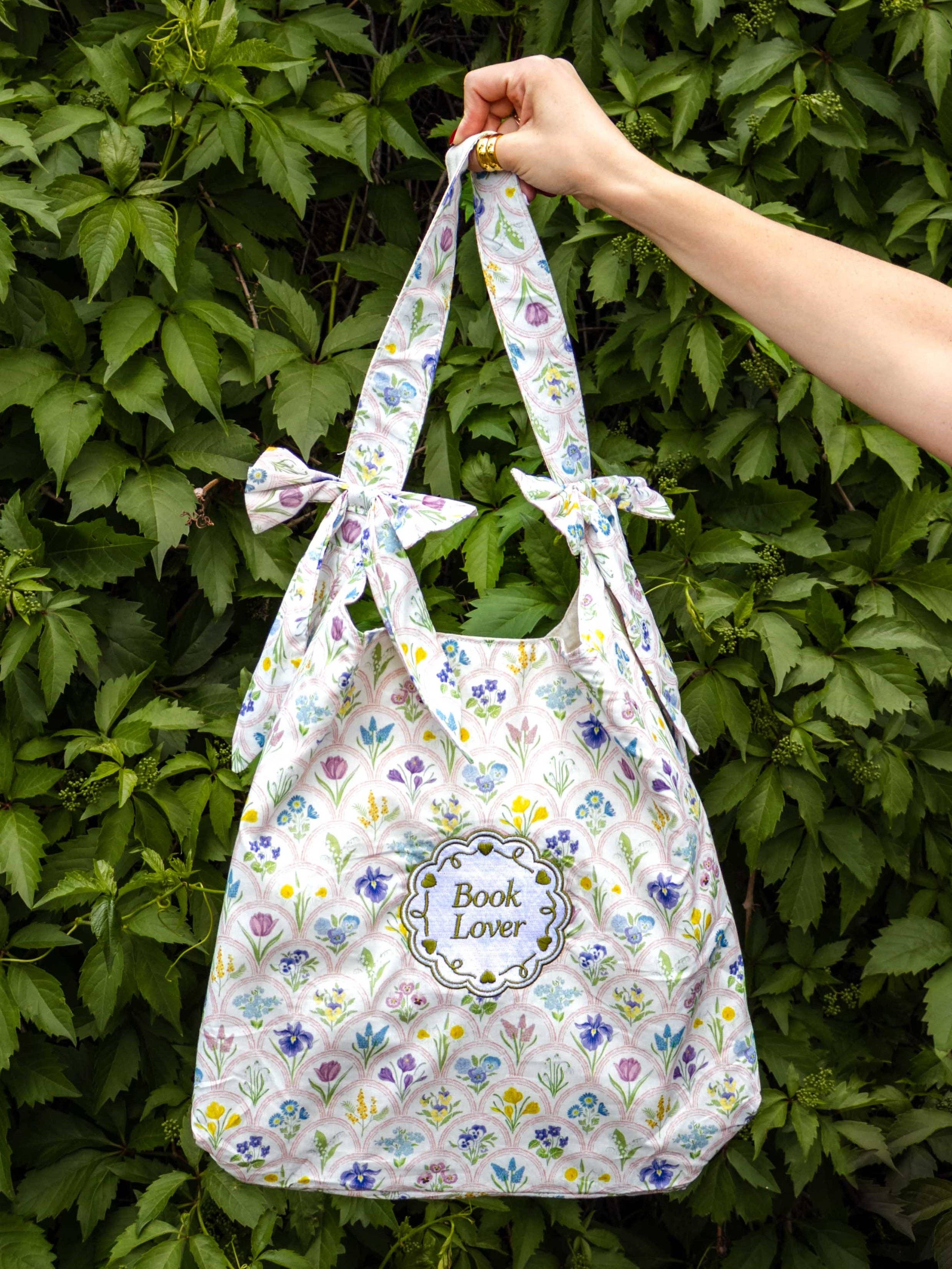 Book Lover Bow Tote
