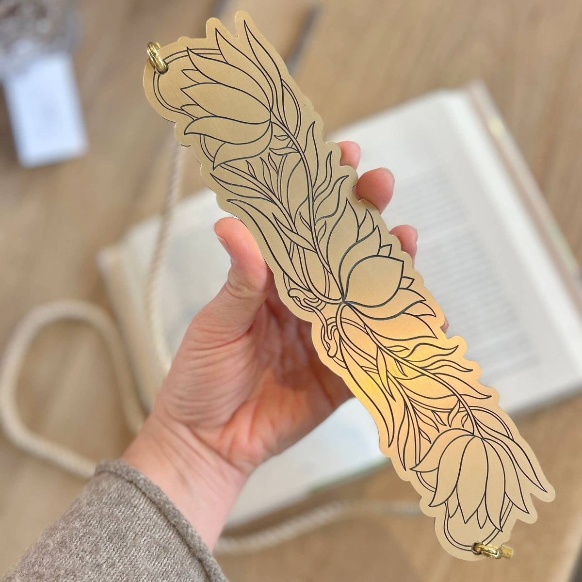 Bookmark "Purse" | Gold Acrylic Book Holder Bookmark