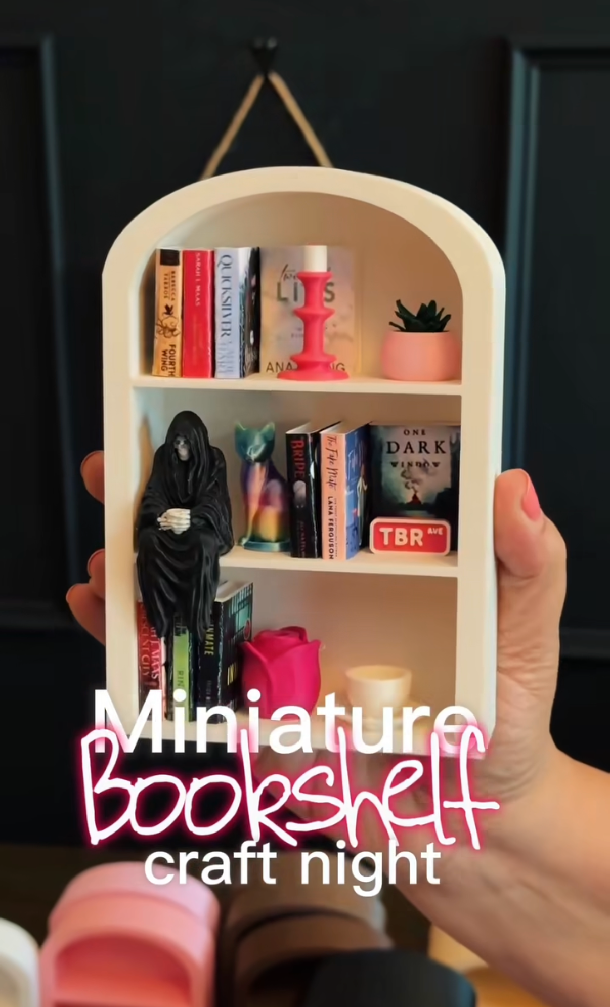 Mini Bookshelf Night: Spooky Edition!
