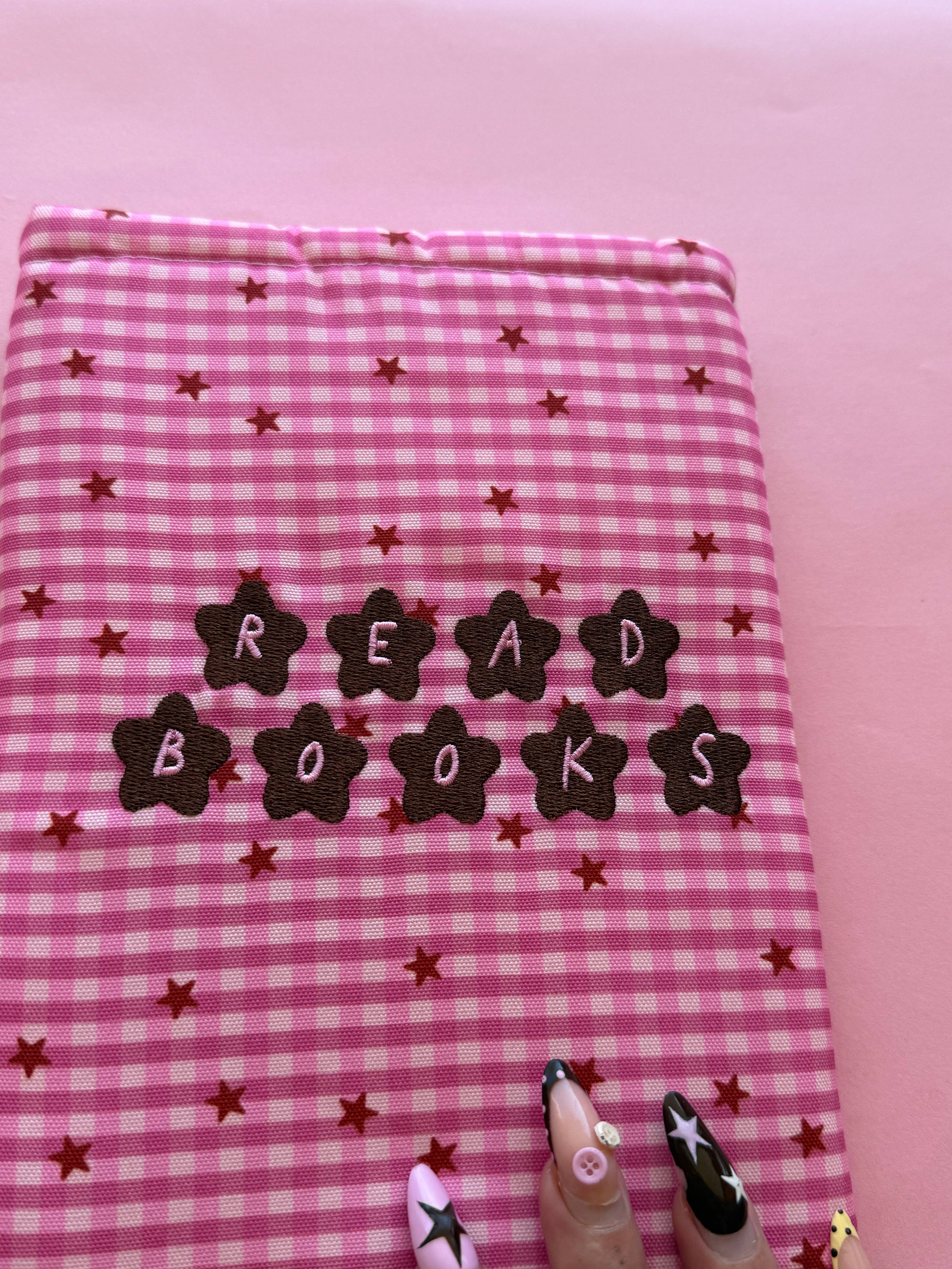 Gingham Embroidered Book & Kindle/E-Reader Sleeve